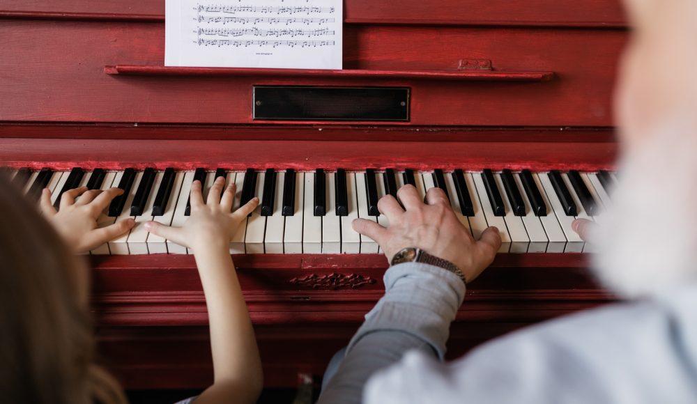 Música, postura… y cerebro